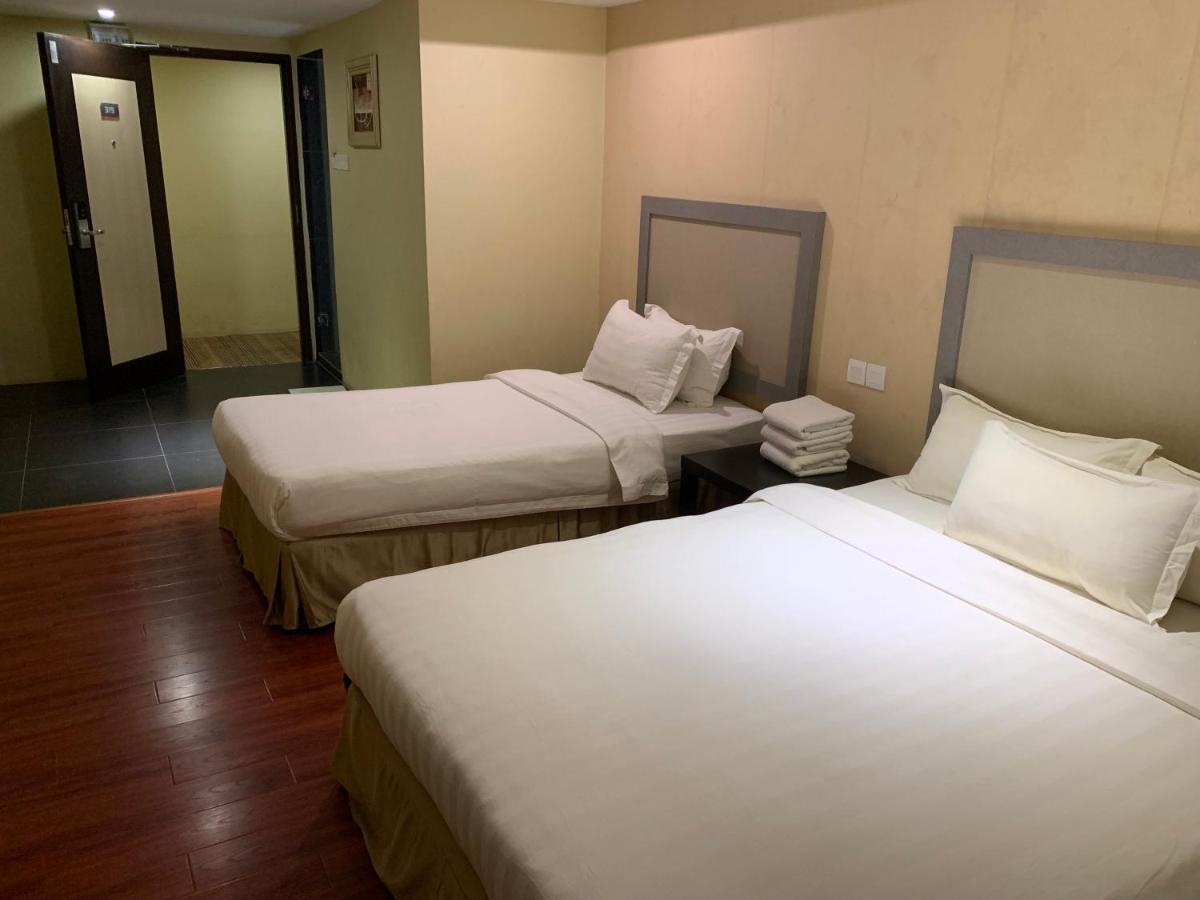 Mcity Inn Miri Eksteriør bilde