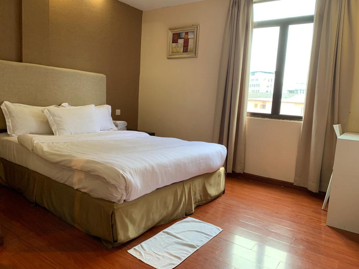 Mcity Inn Miri Eksteriør bilde